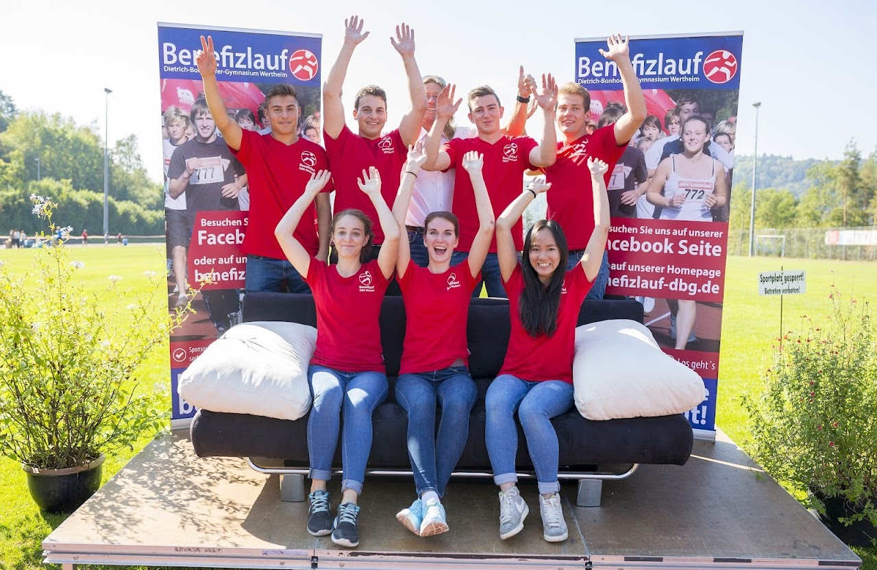 Bild vom 9. Benefizlauf im Jahr 2016. Dies ist das 124. Bild.